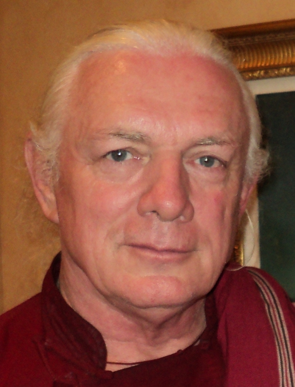 Lama Glenn Mullin